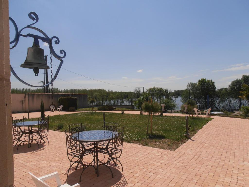 Chateau Sainte Marie Hotel Dompierre-sur-Charente Exterior foto