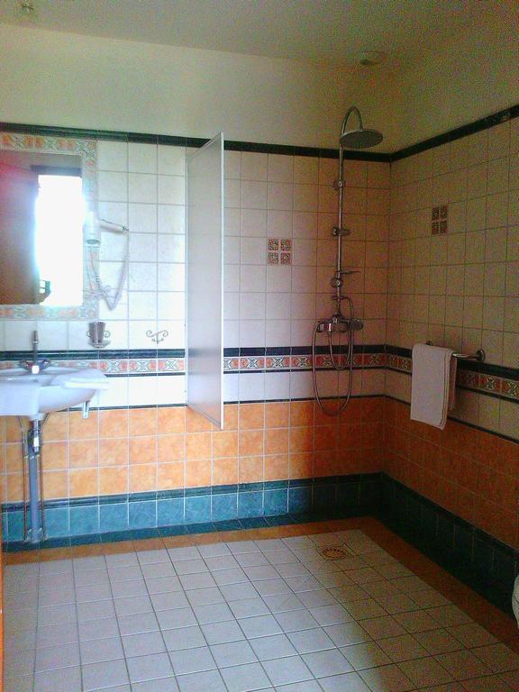 Chateau Sainte Marie Hotel Dompierre-sur-Charente Quarto foto
