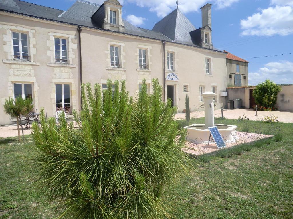 Chateau Sainte Marie Hotel Dompierre-sur-Charente Exterior foto